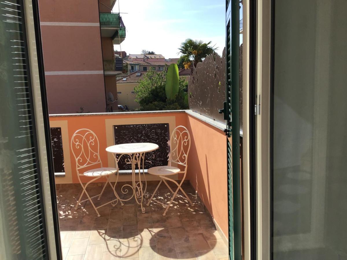 Casa Luigia Rooms Mtb In Finalborgo Bike Room Tour Ebike Trekking Finale Ligure Ngoại thất bức ảnh