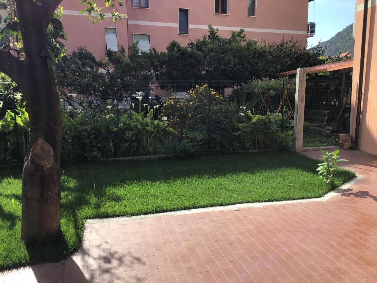 Casa Luigia Rooms Mtb In Finalborgo Bike Room Tour Ebike Trekking Finale Ligure Ngoại thất bức ảnh