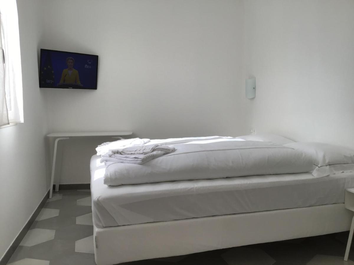 Casa Luigia Rooms Mtb In Finalborgo Bike Room Tour Ebike Trekking Finale Ligure Ngoại thất bức ảnh