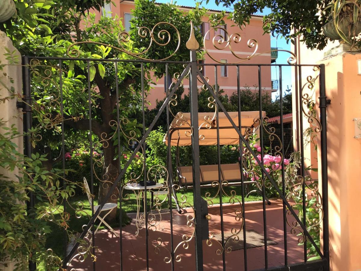 Casa Luigia Rooms Mtb In Finalborgo Bike Room Tour Ebike Trekking Finale Ligure Ngoại thất bức ảnh