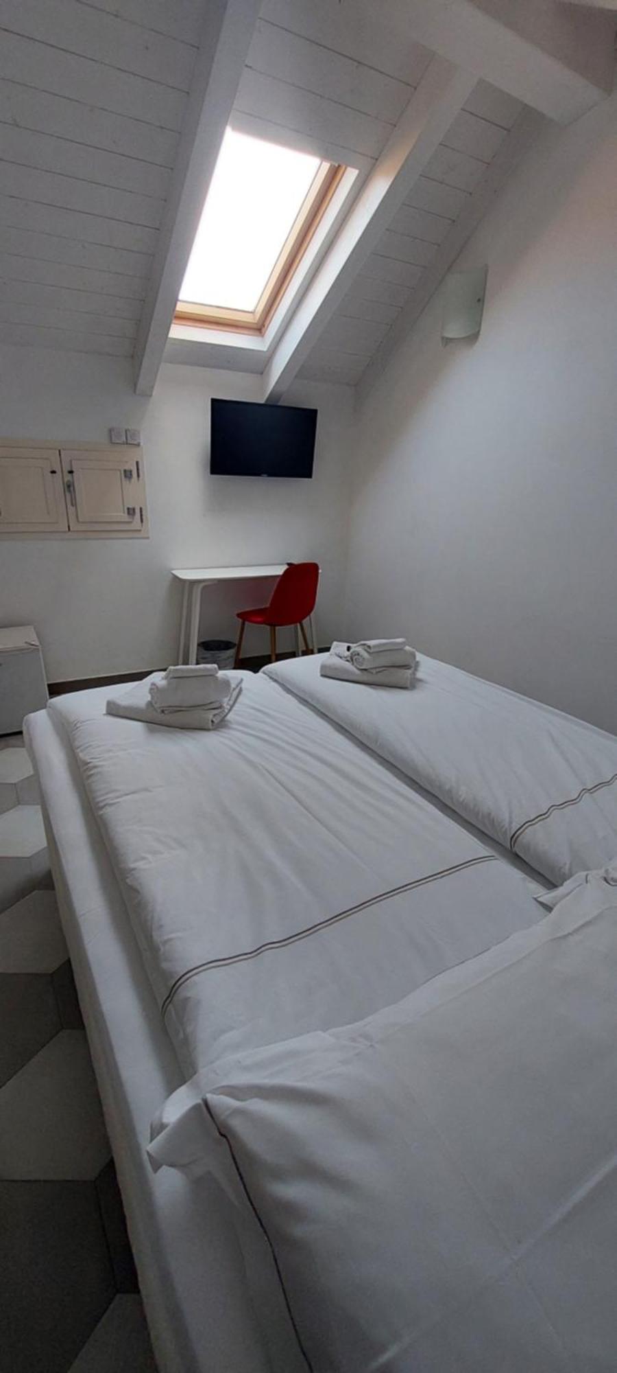 Casa Luigia Rooms Mtb In Finalborgo Bike Room Tour Ebike Trekking Finale Ligure Ngoại thất bức ảnh