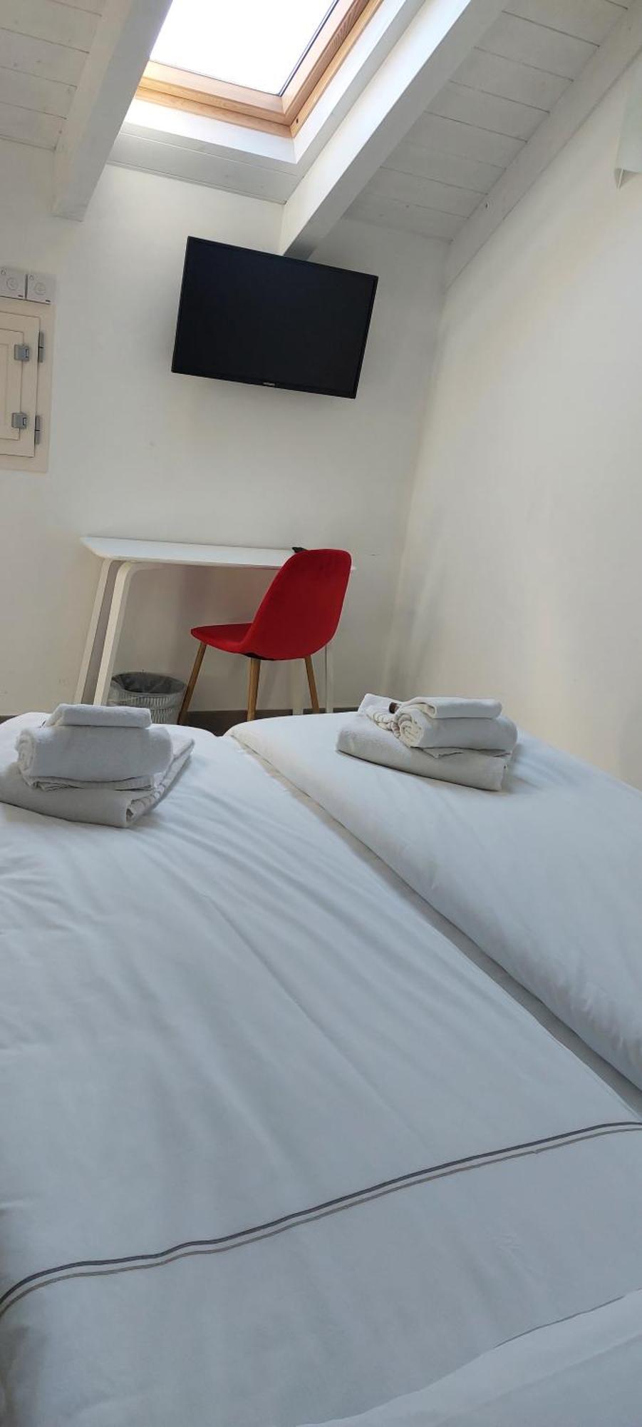 Casa Luigia Rooms Mtb In Finalborgo Bike Room Tour Ebike Trekking Finale Ligure Ngoại thất bức ảnh